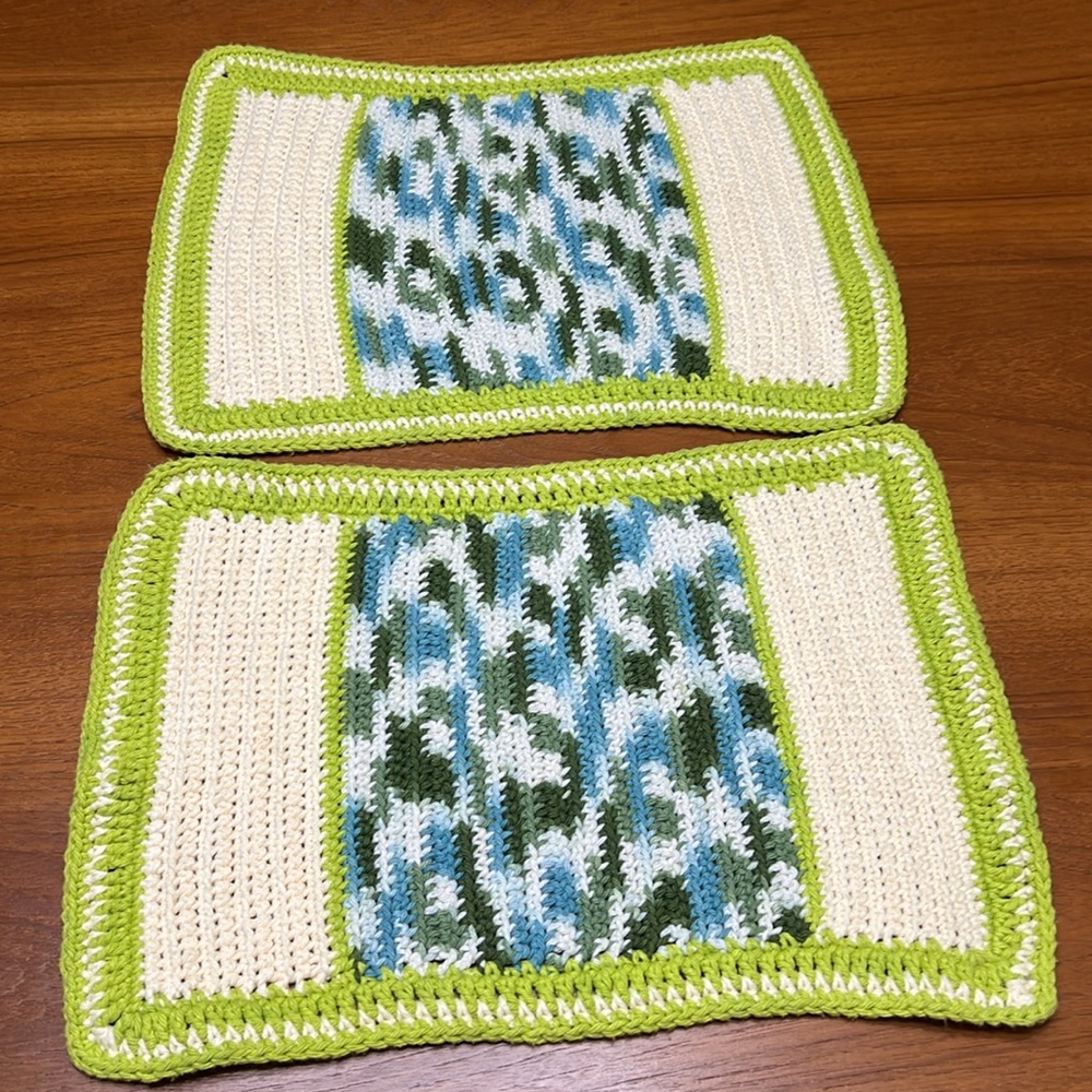 Placements Crochet Decor Set of Two Rectangular